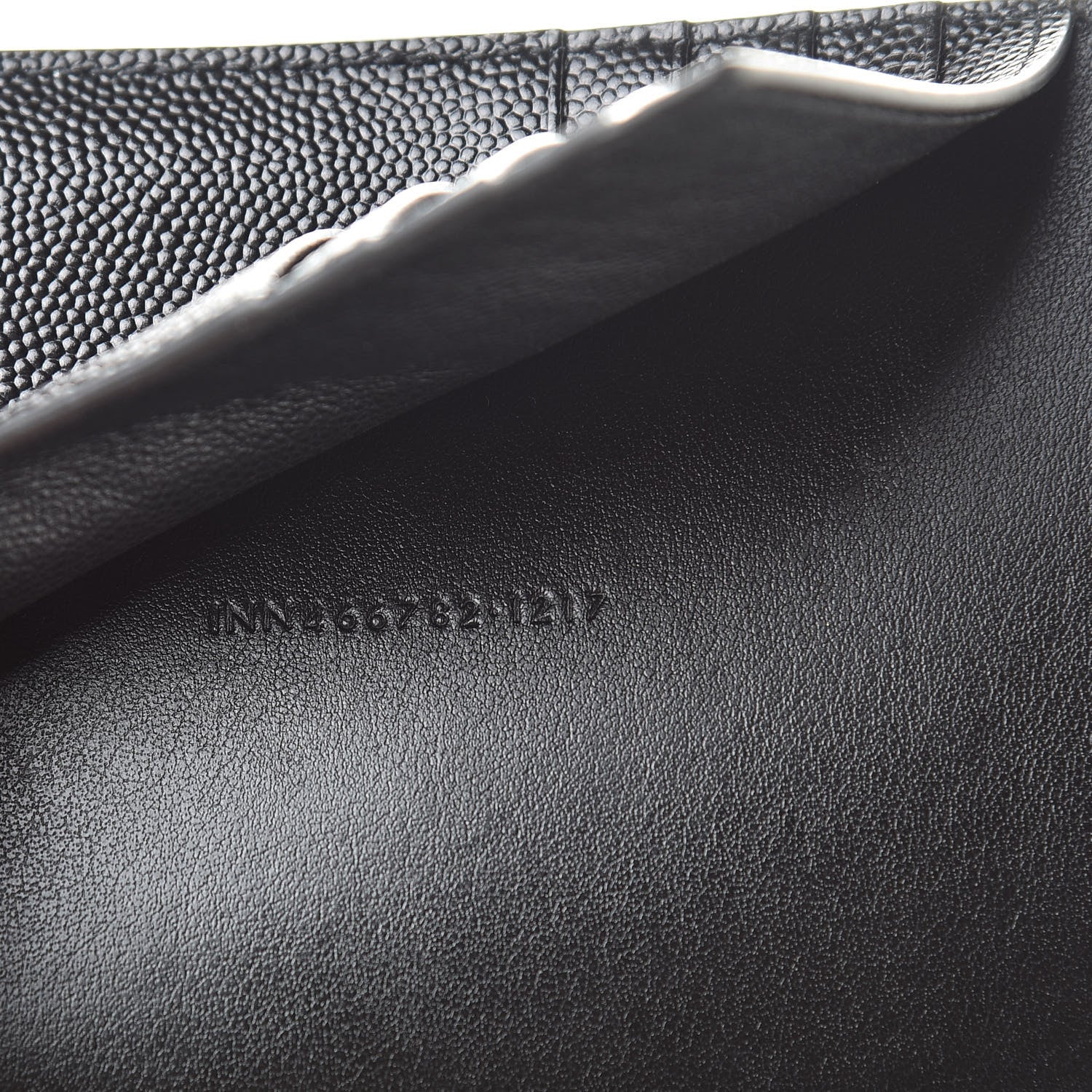 Saint Laurent Grain De Poudre Matelasse Chevron Small Monogram Passport Case Black 7 of 8