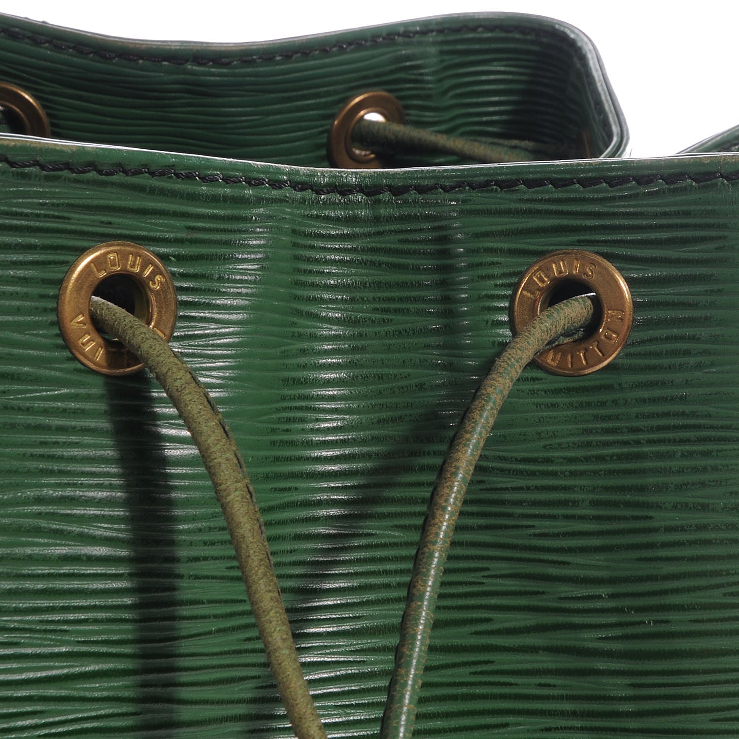 Louis Vuitton Epi Petit Noe Borneo 5 of 12