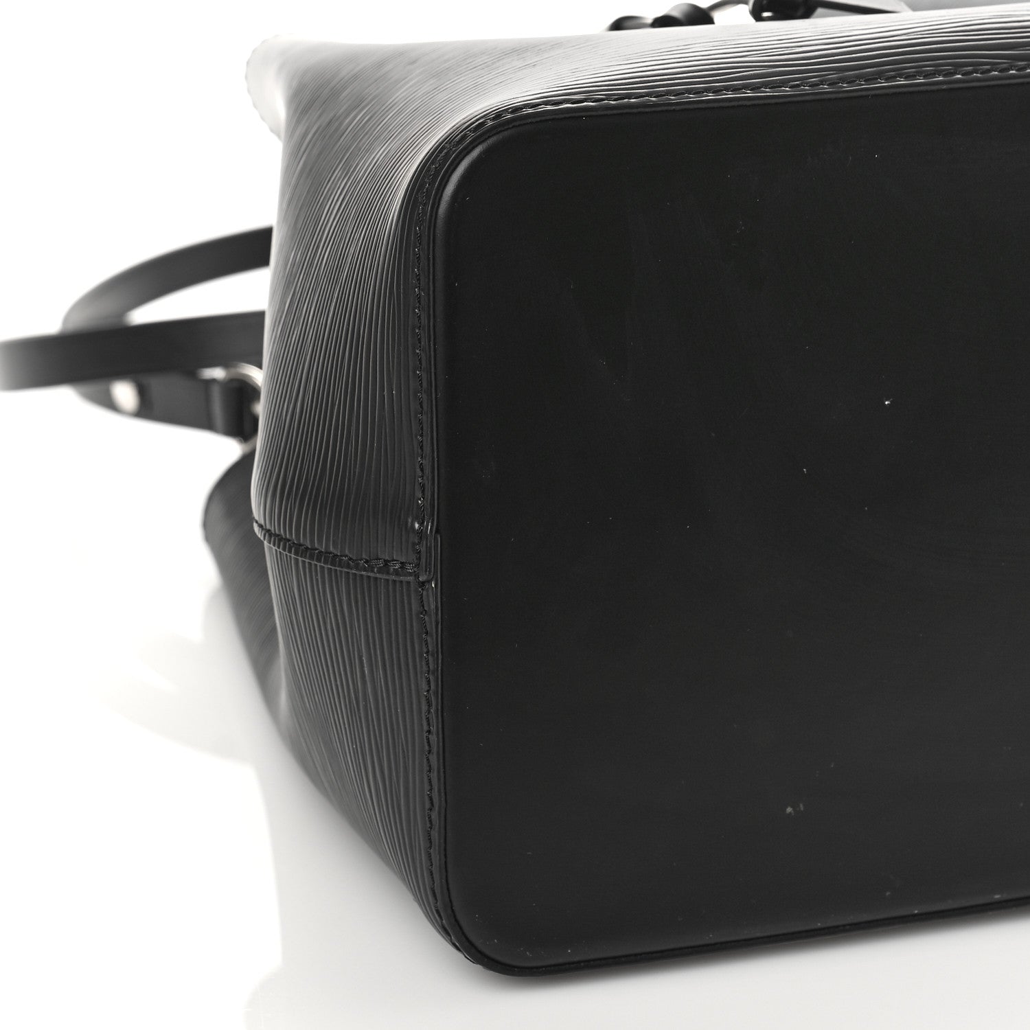 Louis Vuitton Epi NeoNoe MM Black 7 of 8