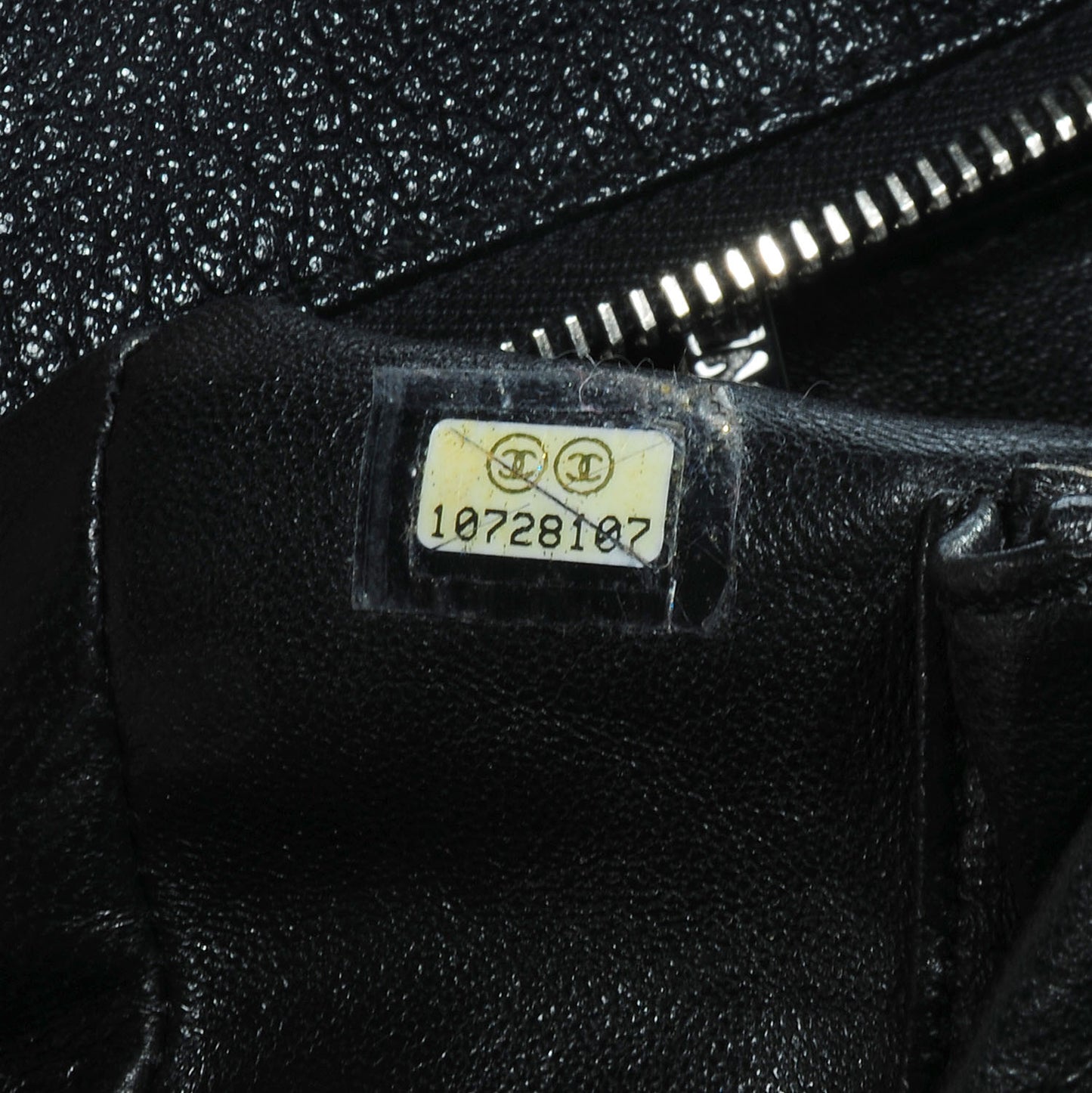 Luxe Ligne Medium Bowler Tote Black
