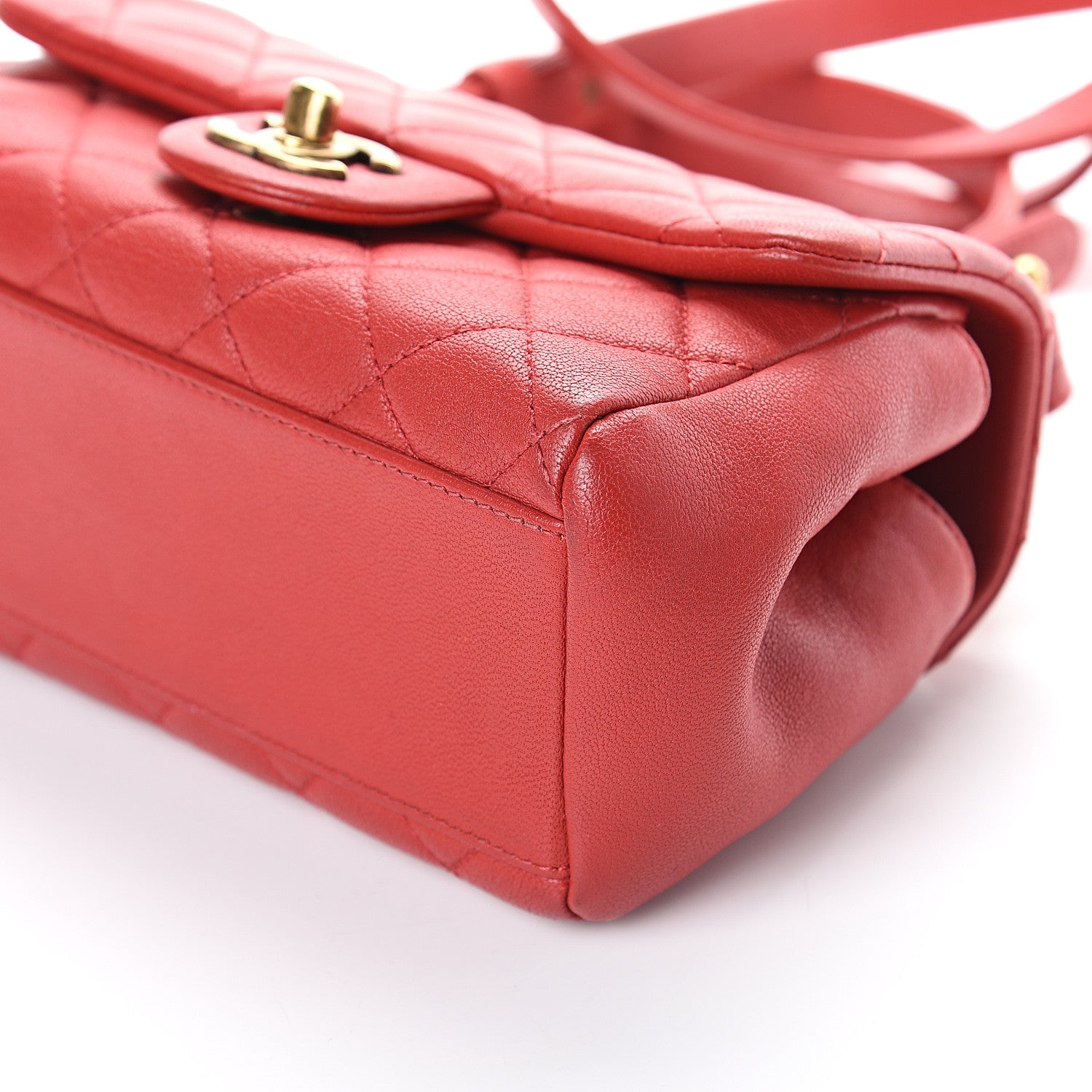 Chanel Shiny Sheepskin Quilted Mini Trapezio Flap Red 8 of 8