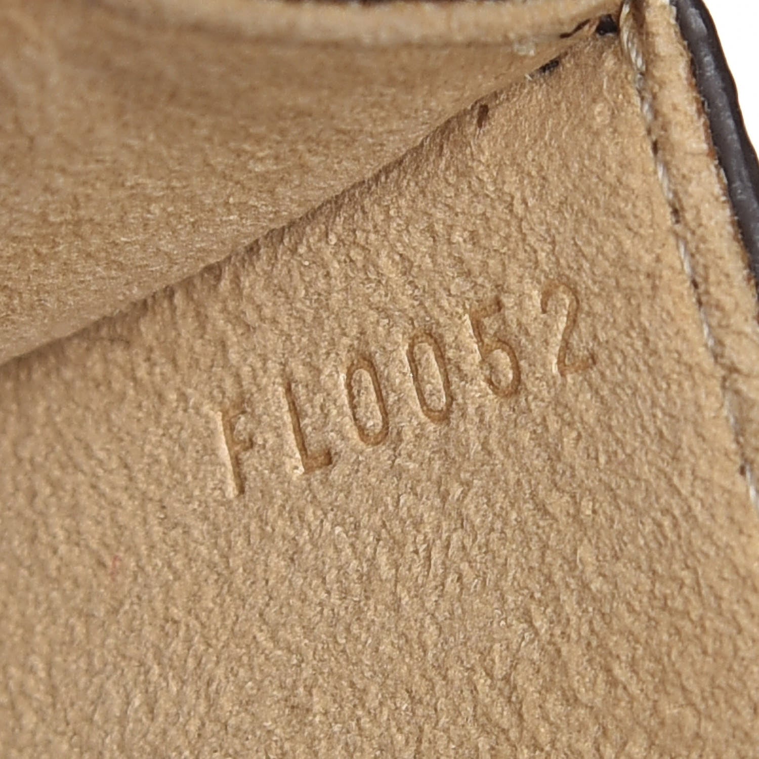 Louis Vuitton Monogram Pochette Florentine S 9 of 15