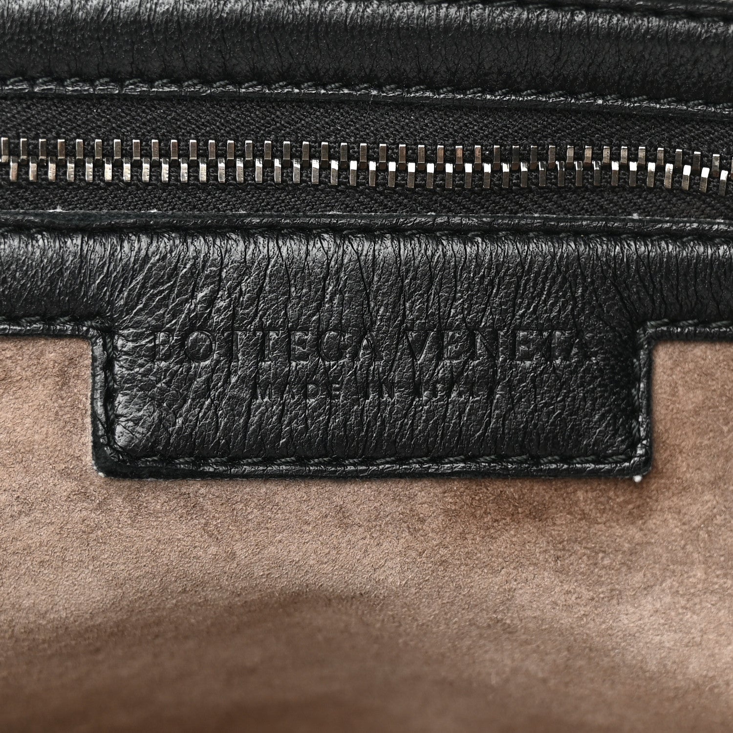 Bottega Veneta Nappa Intrecciato Fuzzy Maxi Veneta Hobo Black 6 of 11