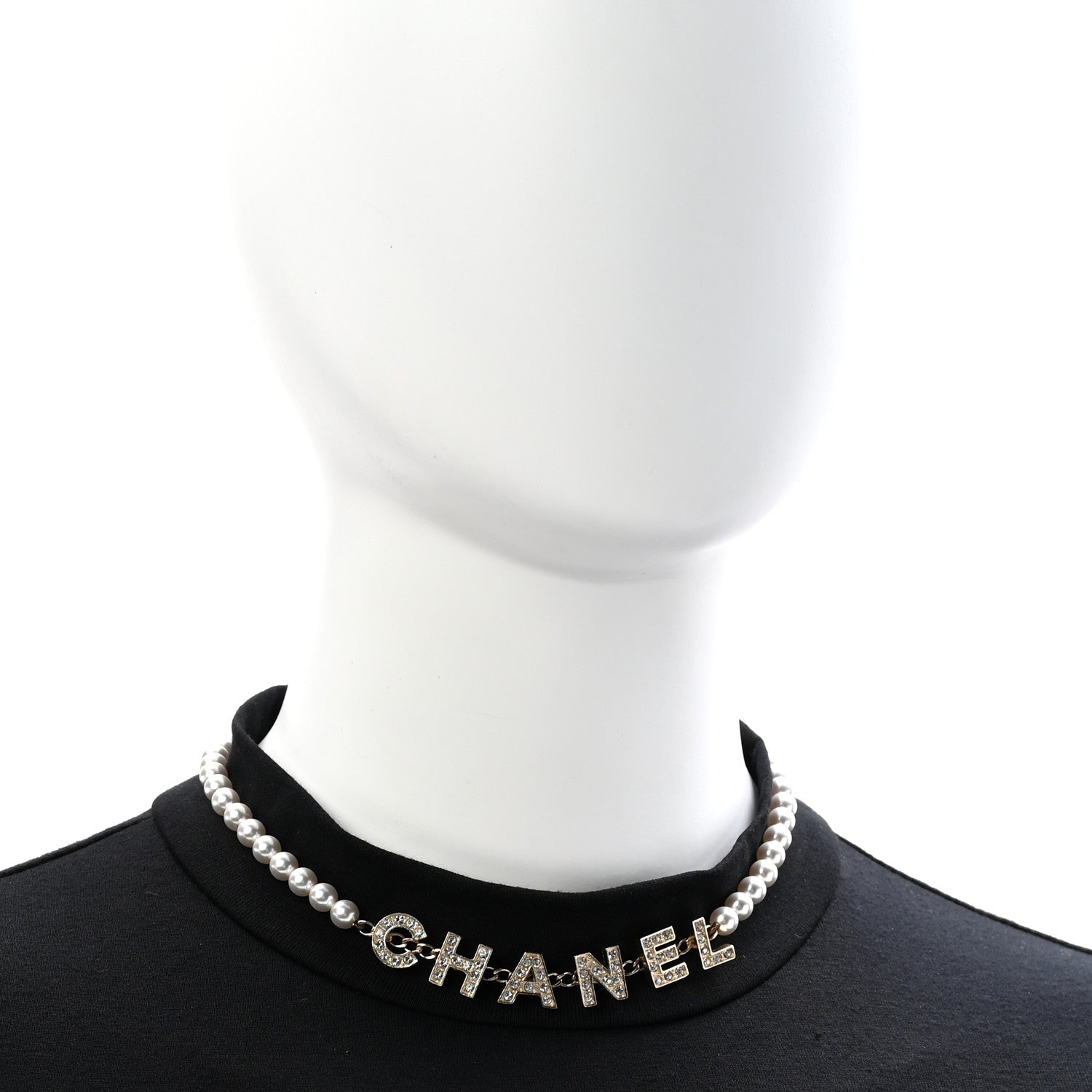 Chanel Pearl Crystal CC Logo Choker Necklace Gold 1938904