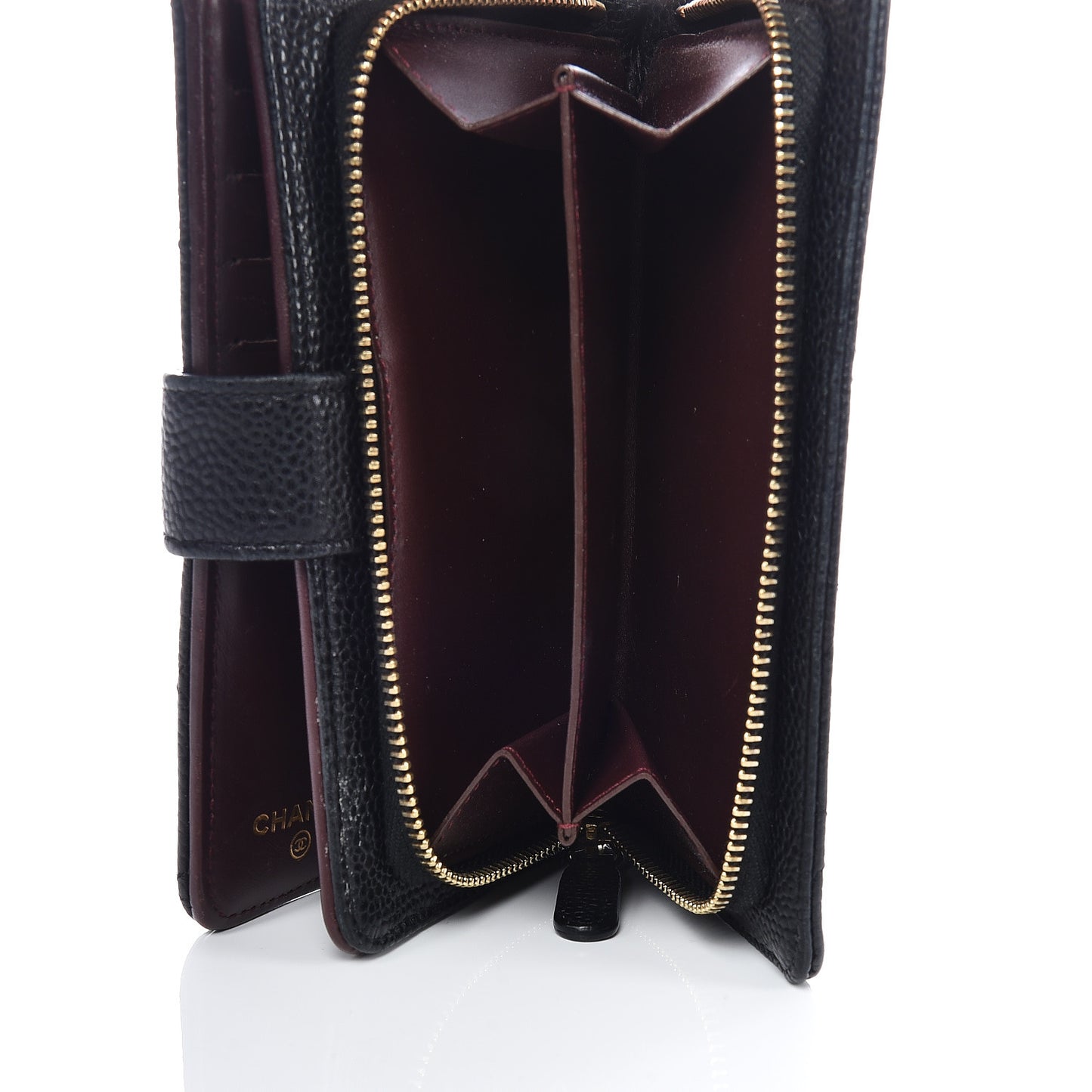 Caviar Quilted Zipped Pocket Wallet Black