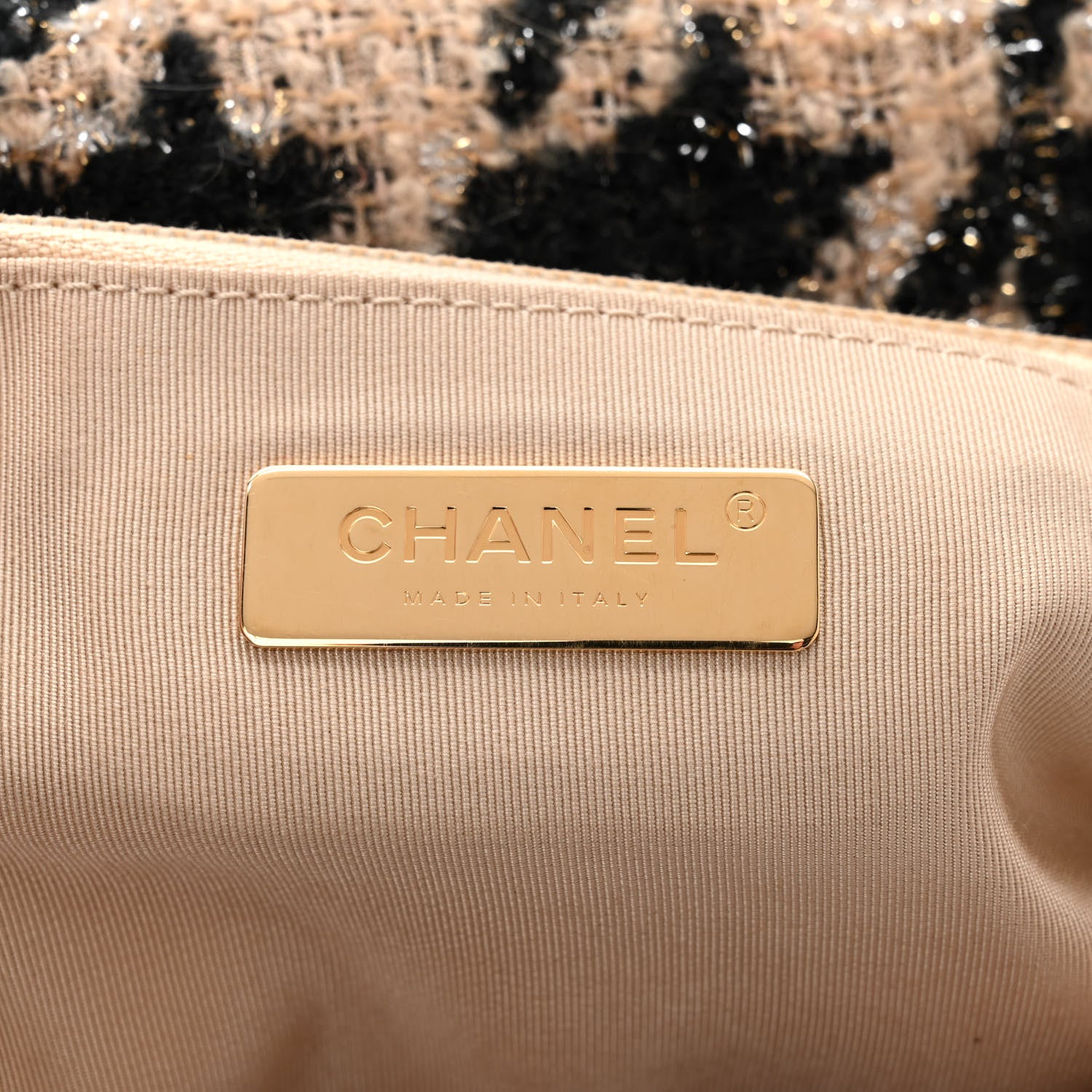Chanel Tweed Maxi Chanel 19 Flap Beige Black 6 of 10