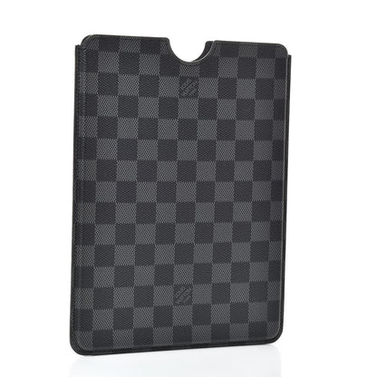 Louis Vuitton Damier Graphite Hardcase iPad Air 2 3 of 6