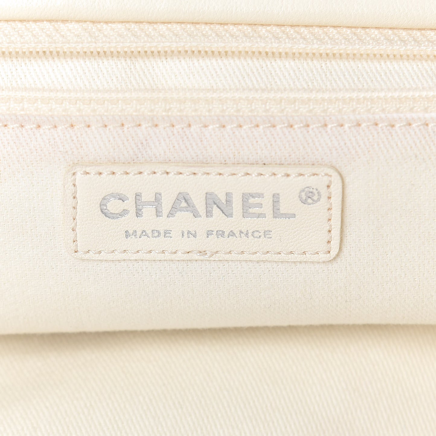 Lambskin Cells Accordion Tote Dark White