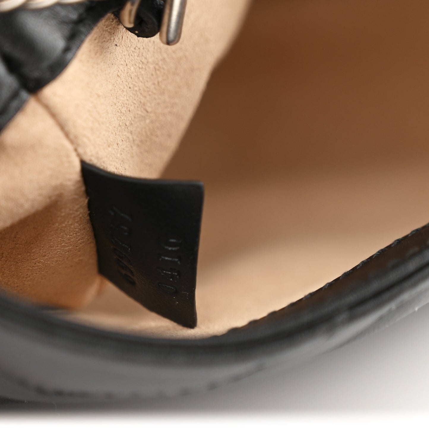 Calfskin Matelasse Monochrome GG Marmont Chain Belt Bag Black