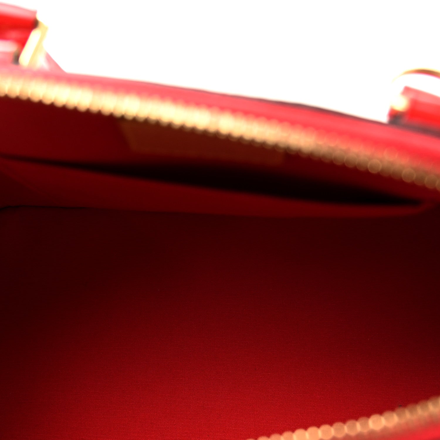 Louis Vuitton Vernis Alma BB Pomme D'Amour 5 of 10