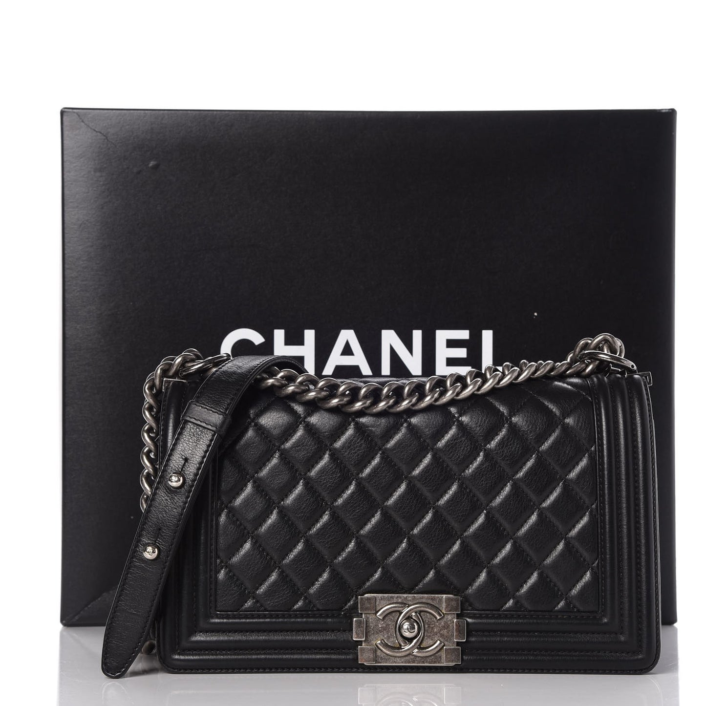 Calfskin Quilted Medium Boy Flap Black