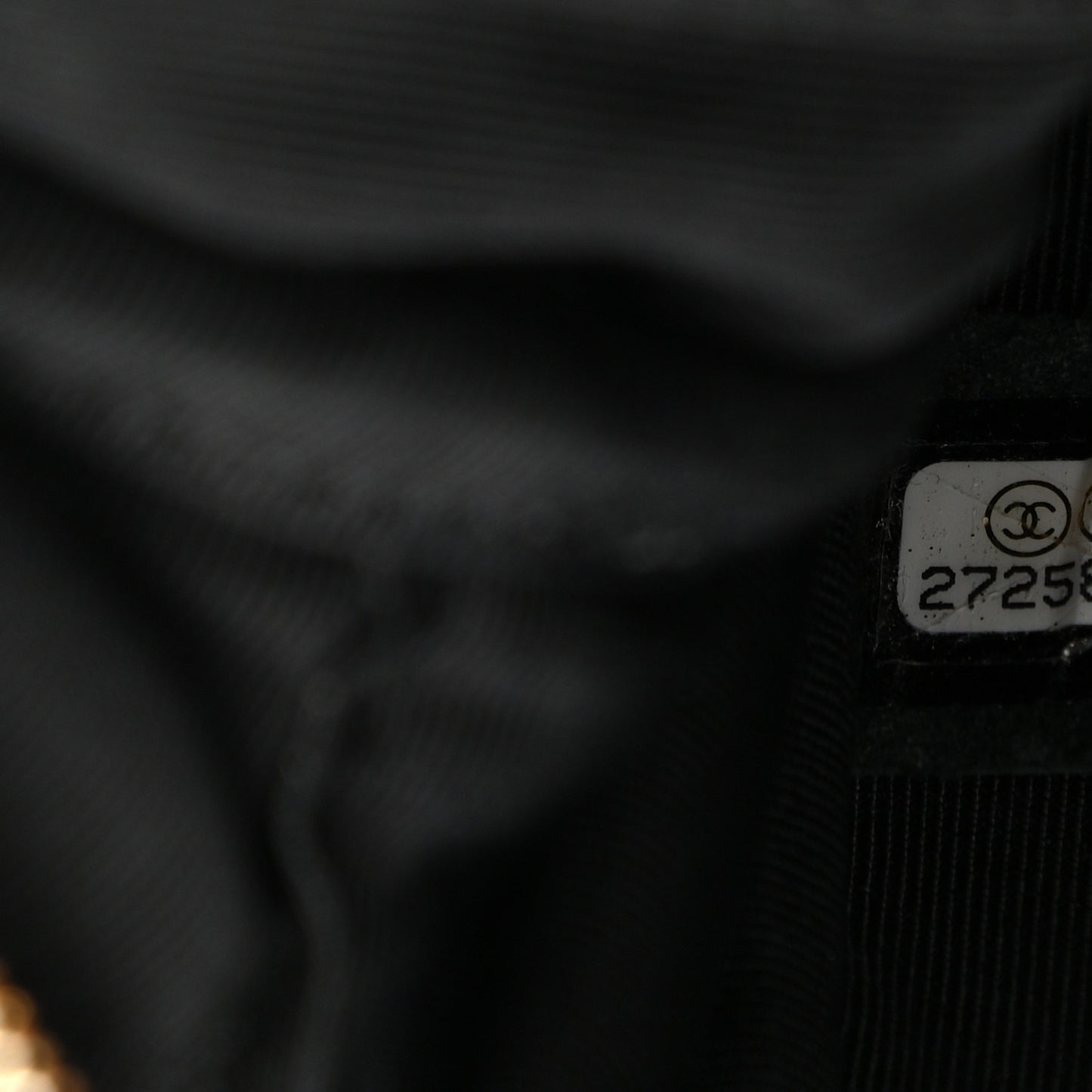 Caviar Quilted CC Day Camera Case Black