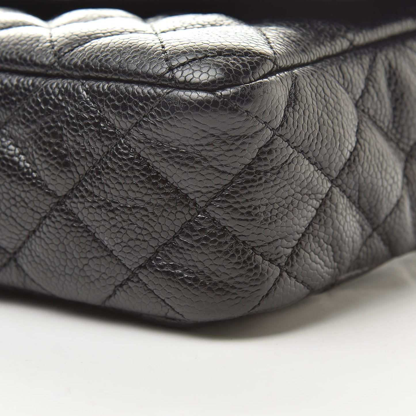 Crumpled Grained Calfskin Small Flap Black