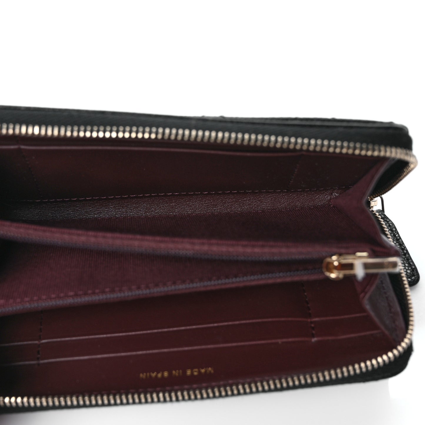 Caviar Quilted Medium Zip Around Wallet Black