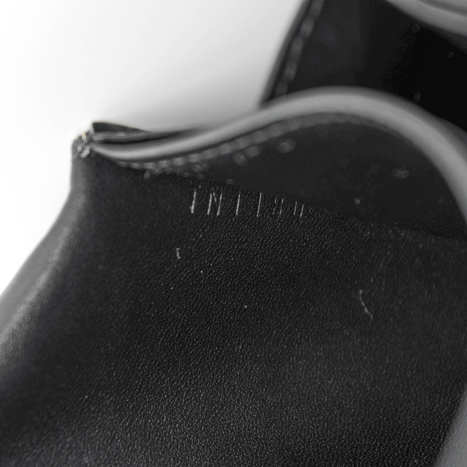 Louis Vuitton Suhali Le Favori Wallet Black 7 of 7