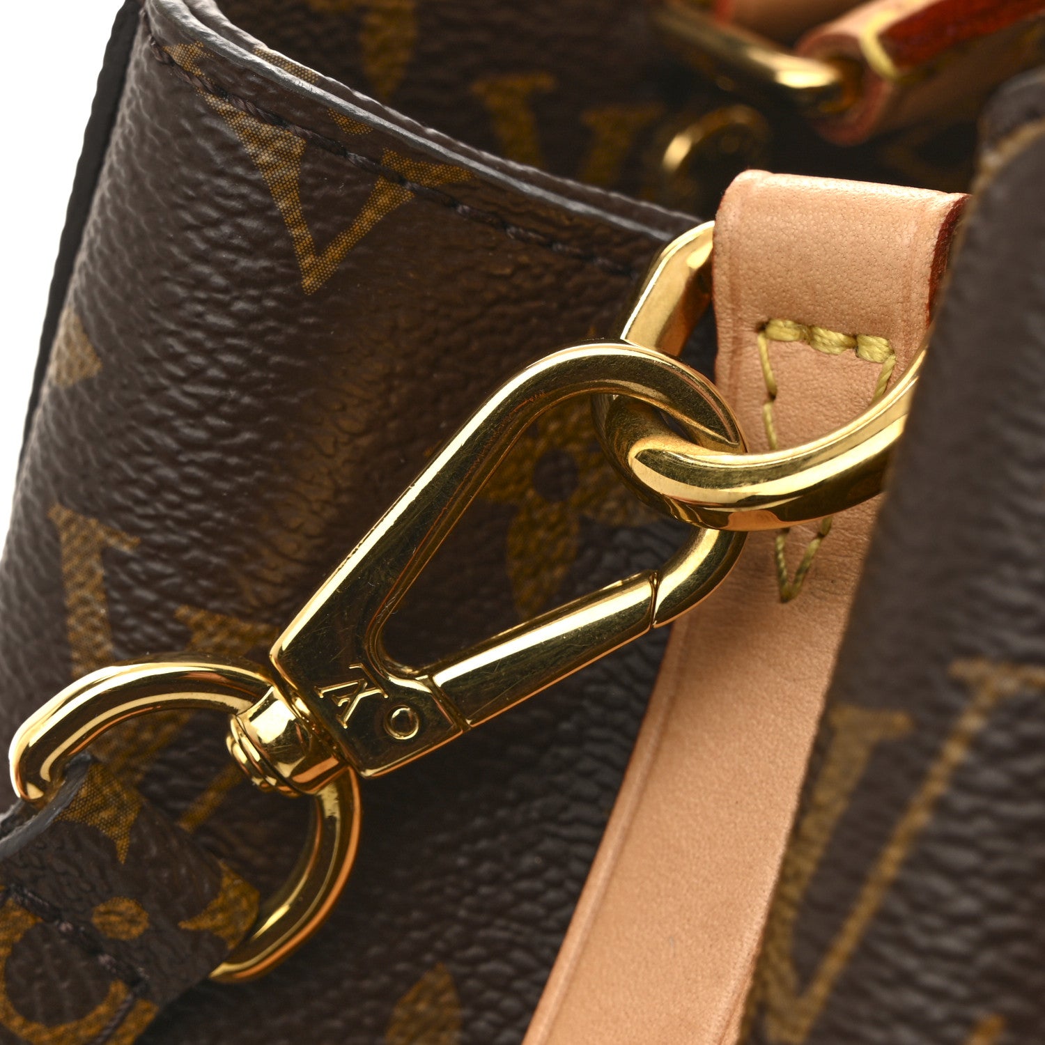 Louis Vuitton Monogram Montaigne MM 13 of 14