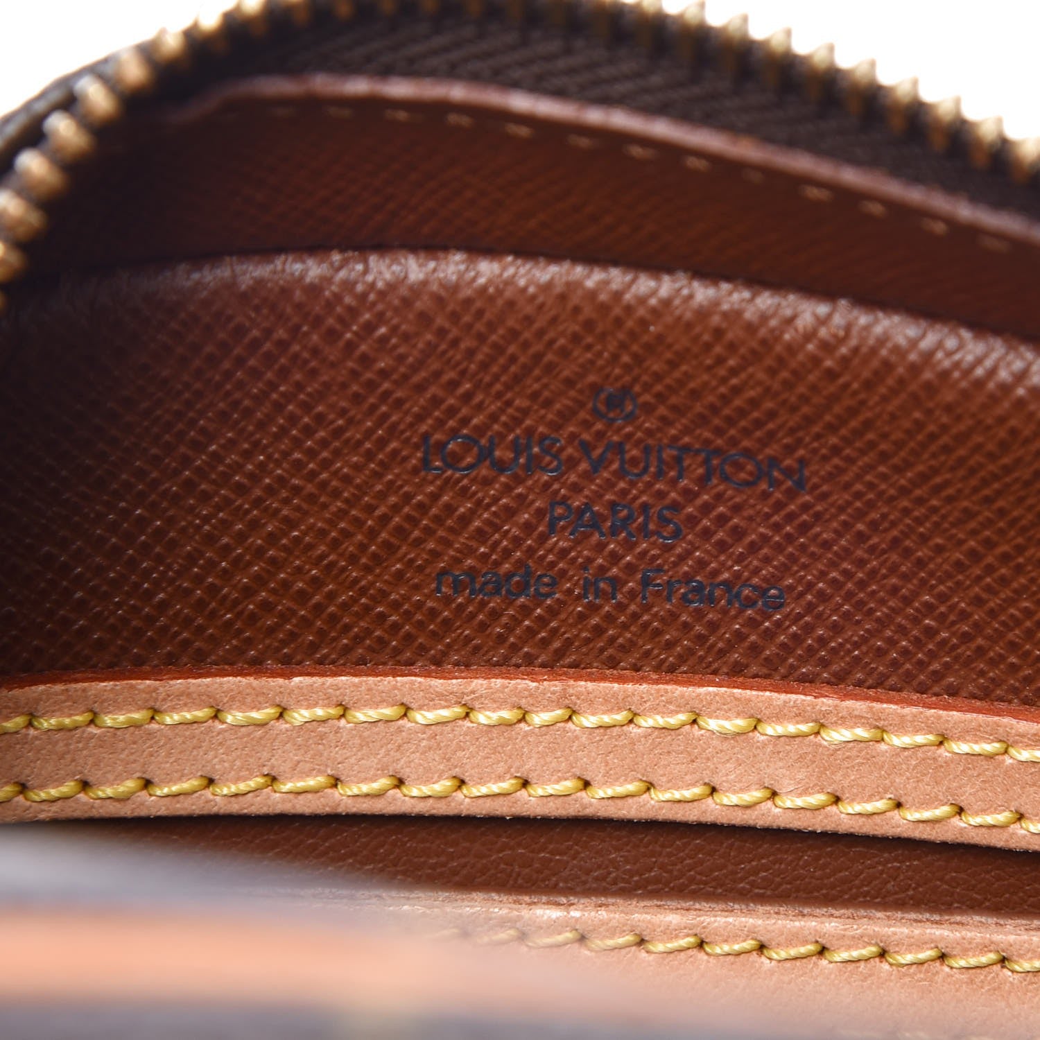 Louis Vuitton Monogram Blois 6 of 6