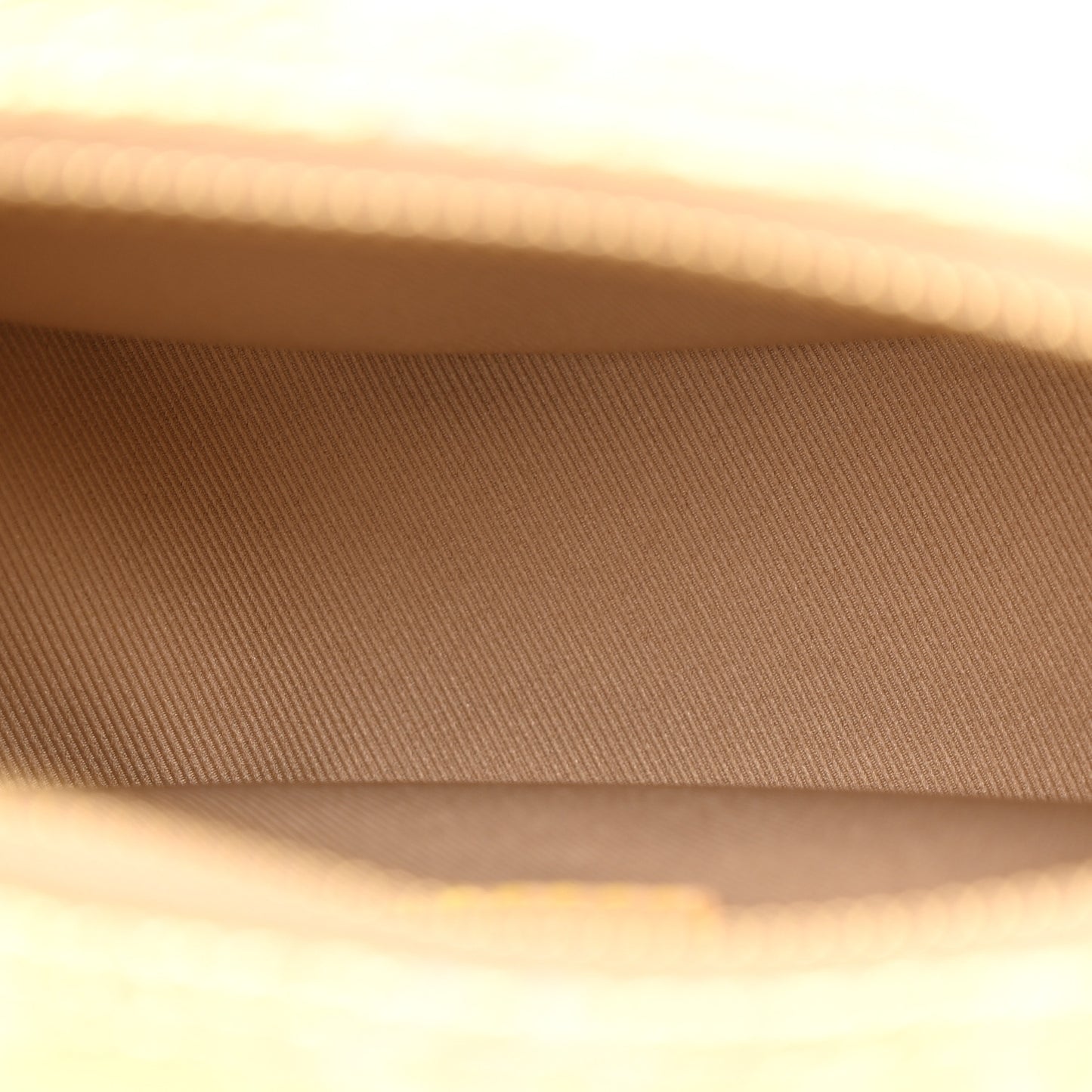Monoglam Loop PM Beige