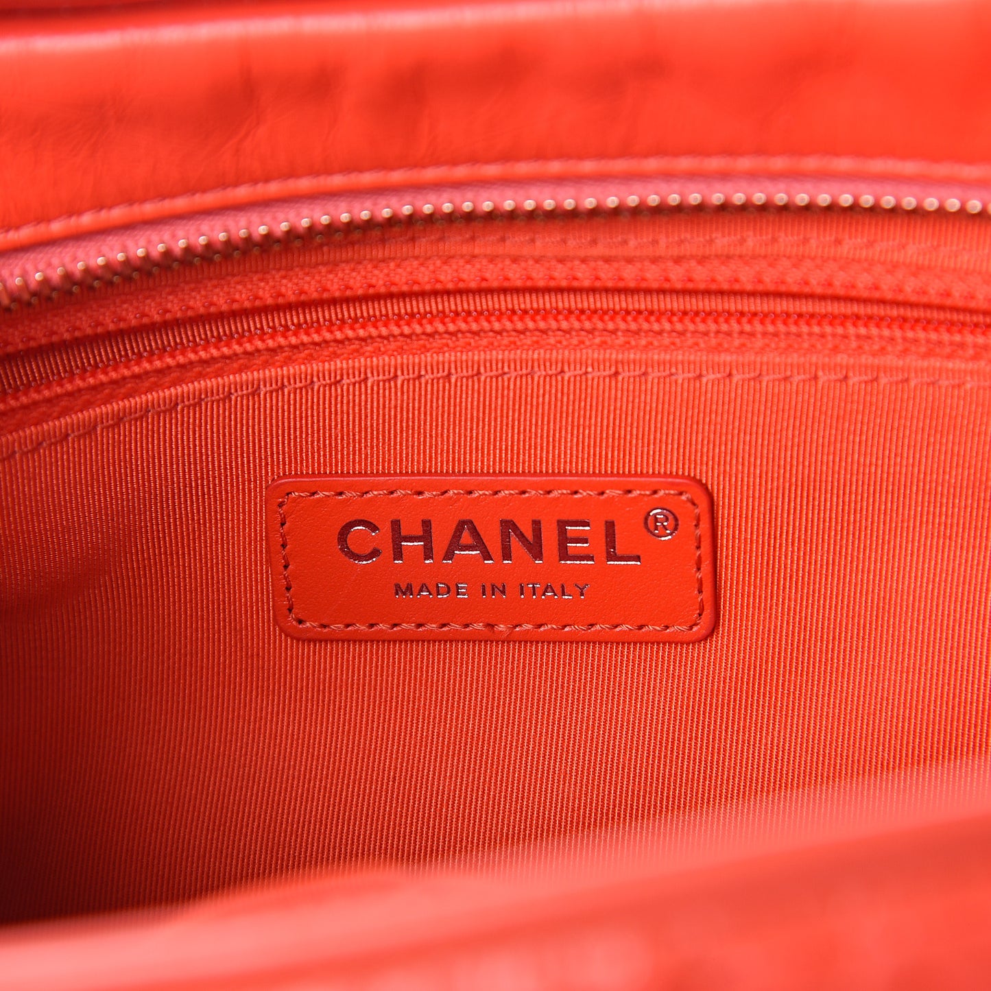 Aged Calfskin Quilted Medium Gabrielle Hobo Red