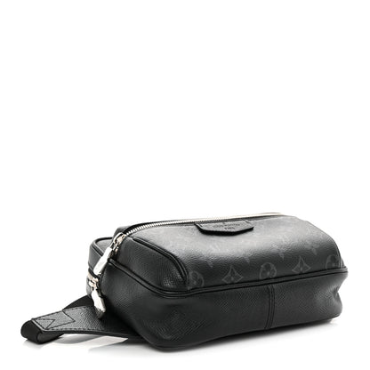 Louis Vuitton Taiga Monogram Outdoor Bumbag Black 4 of 9