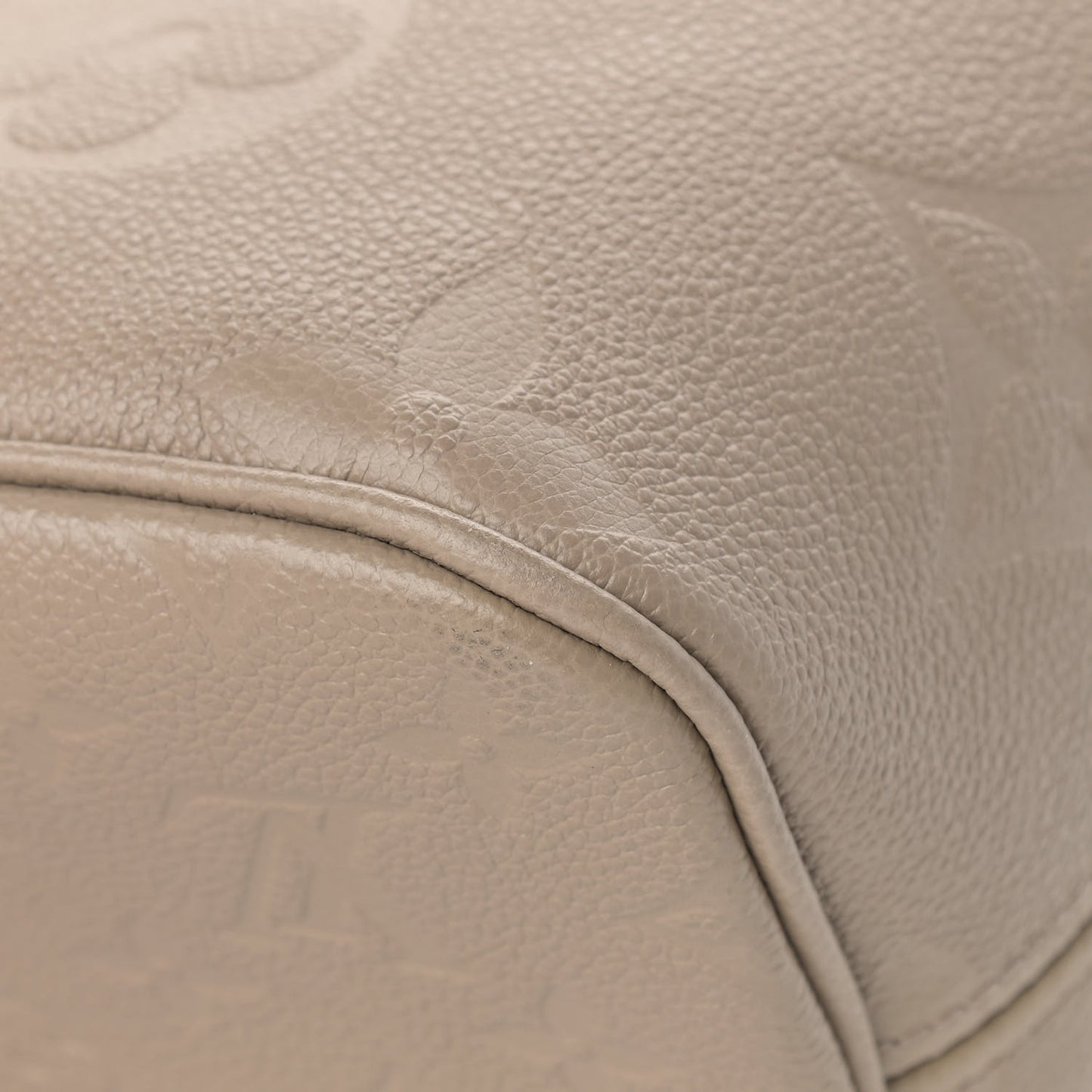 Empreinte Monogram Giant Neverfull MM Tourterelle