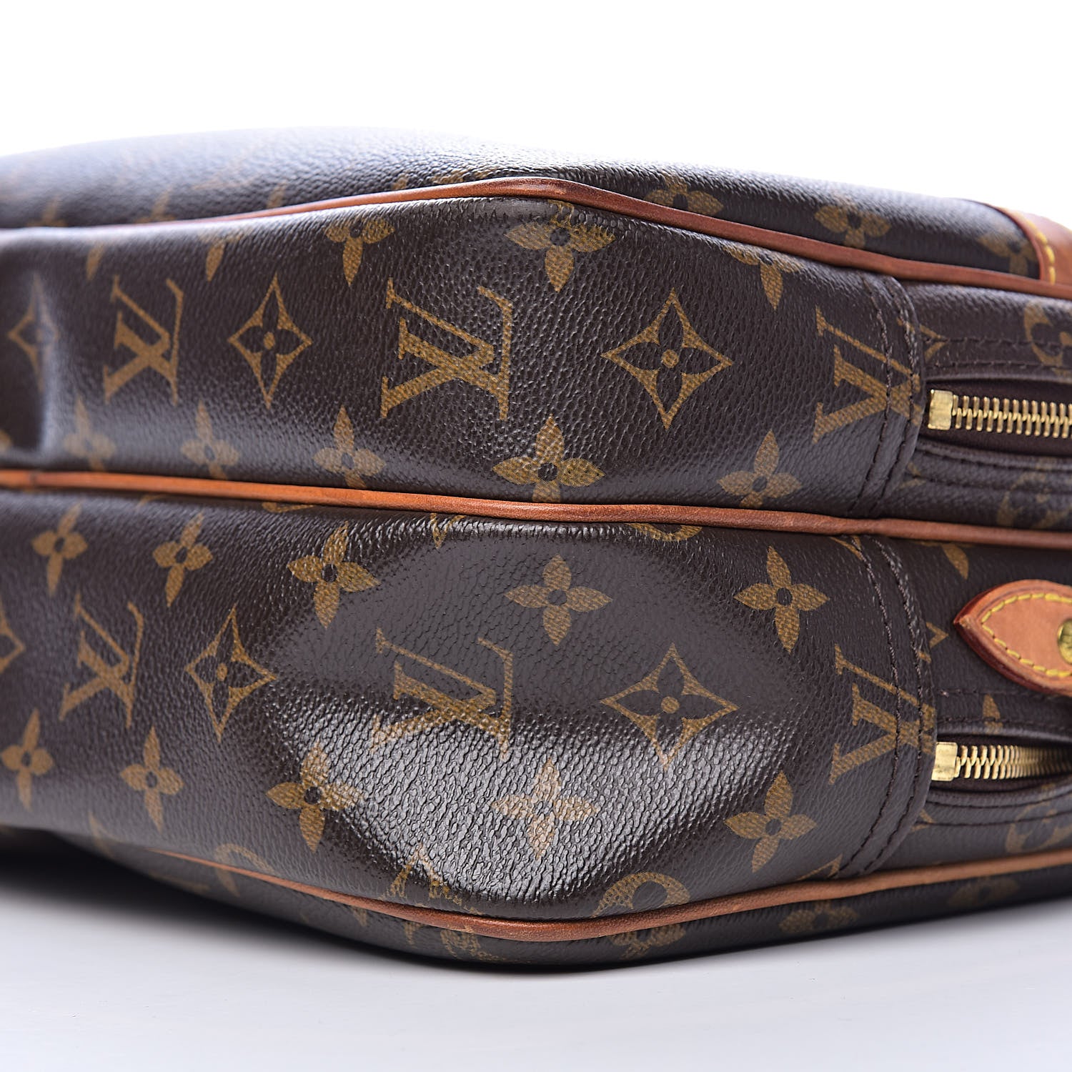 Louis Vuitton Monogram Reporter PM 10 of 12