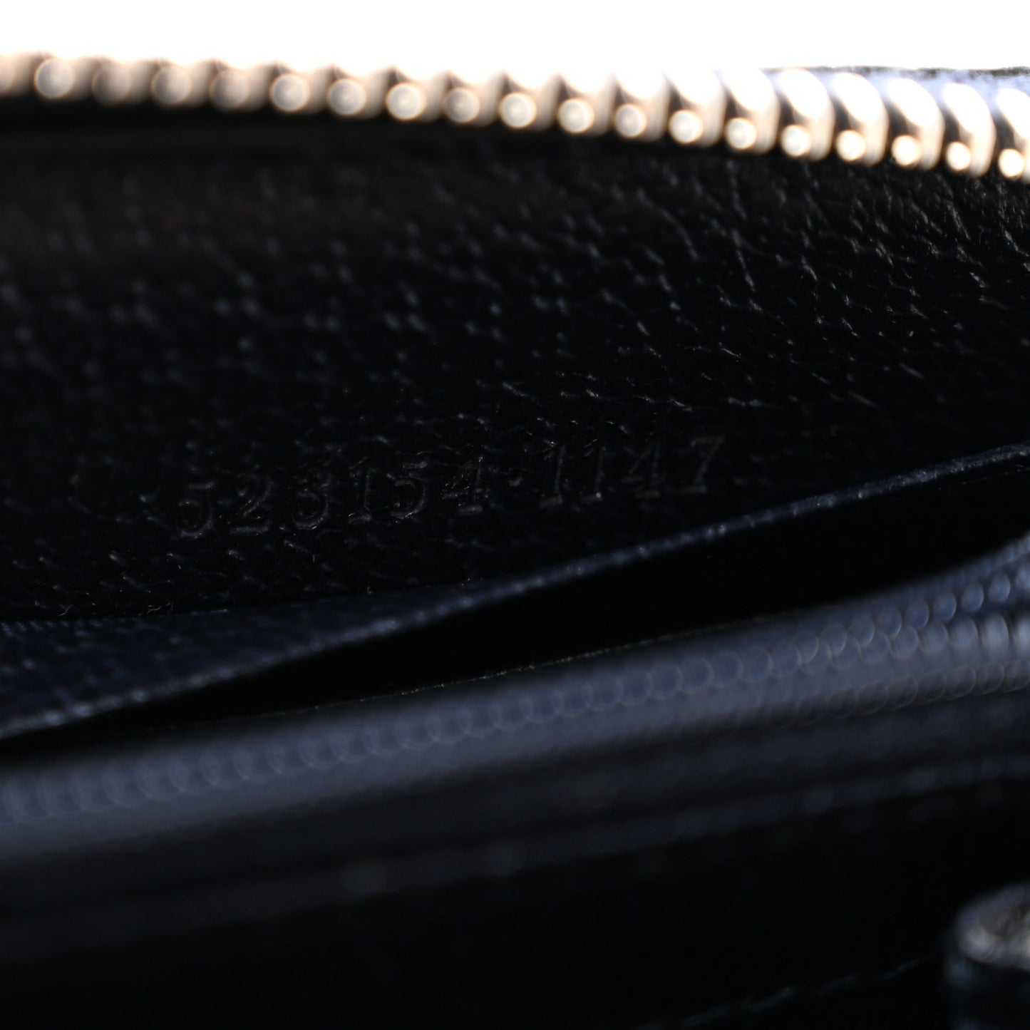 GG Supreme Monogram Textured Dollar Calfskin Web Ophidia Zip Around Wallet Beige Blue