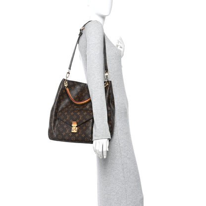 Louis Vuitton Monogram Metis 2 of 12