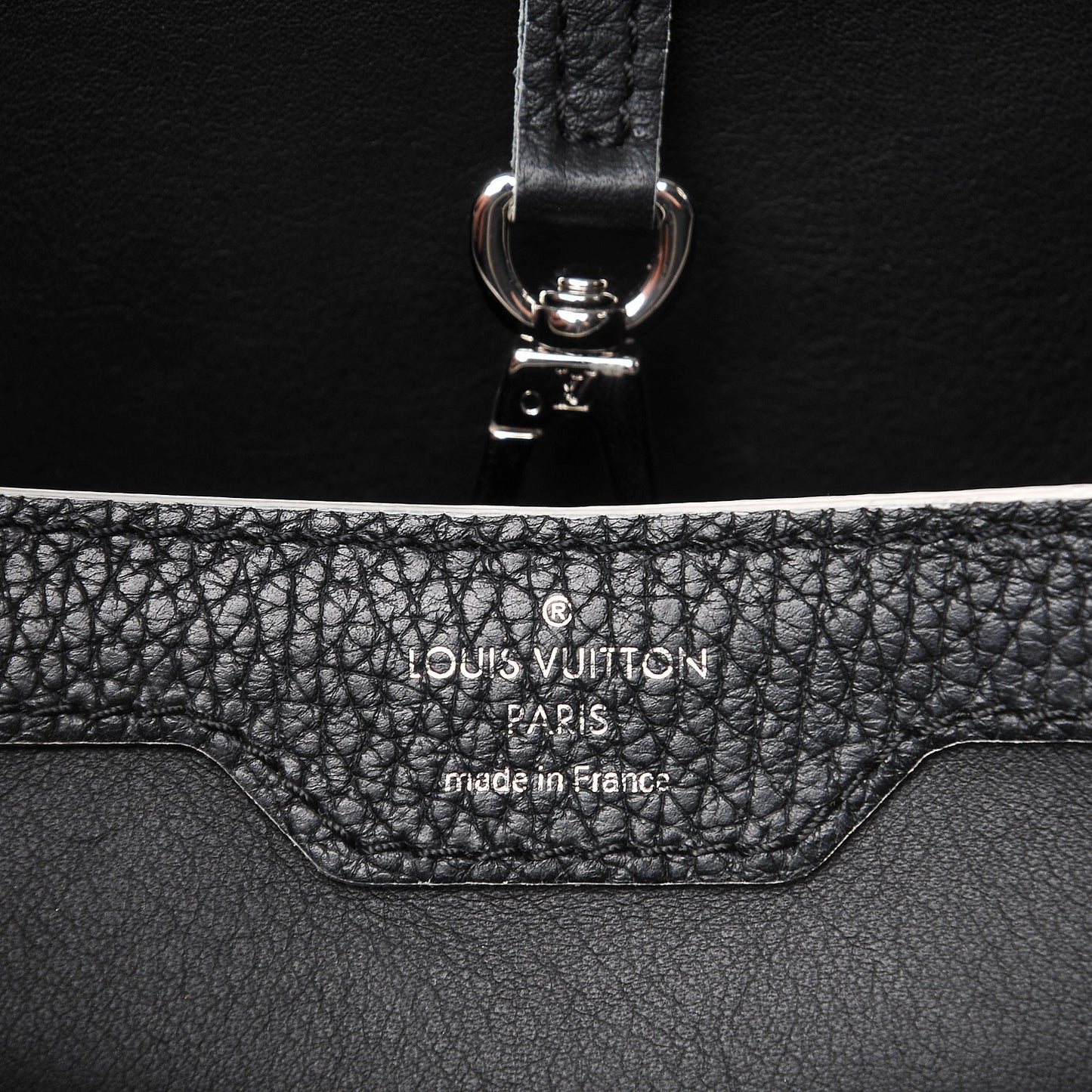 Taurillon Capucines PM Black White