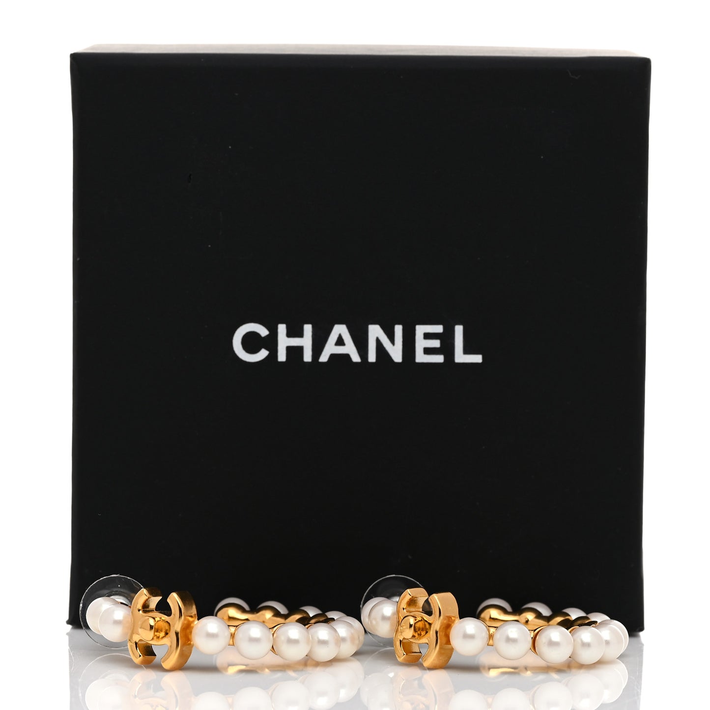 Pearl CC More Is More Small Hoop Earrings Gold