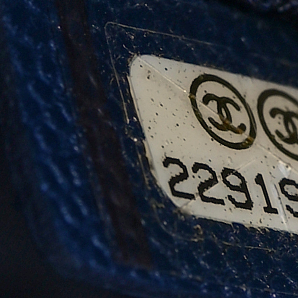 Caviar Quilted Medium Golden Class Pouch Navy