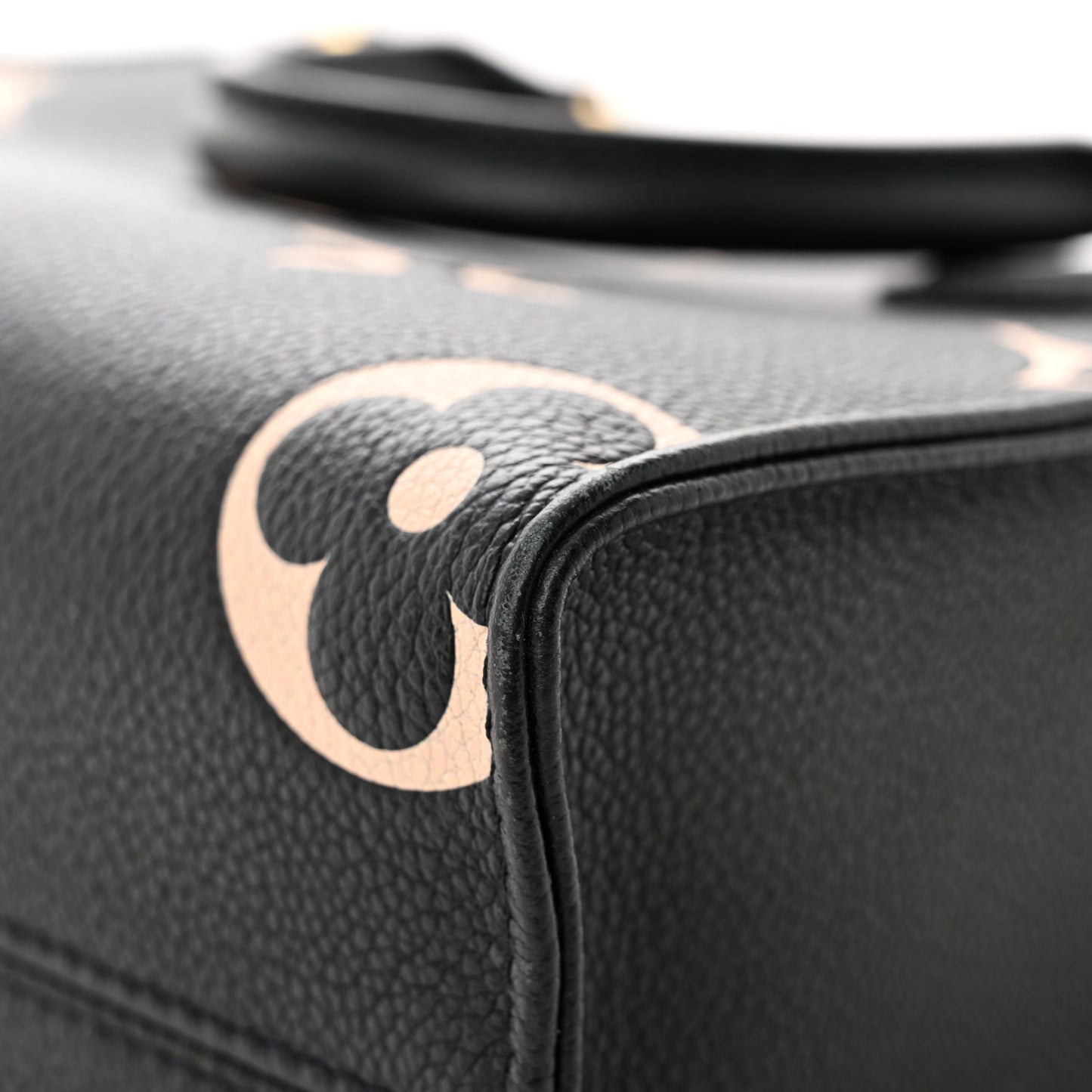 Empreinte Monogram Giant Onthego PM Black Beige