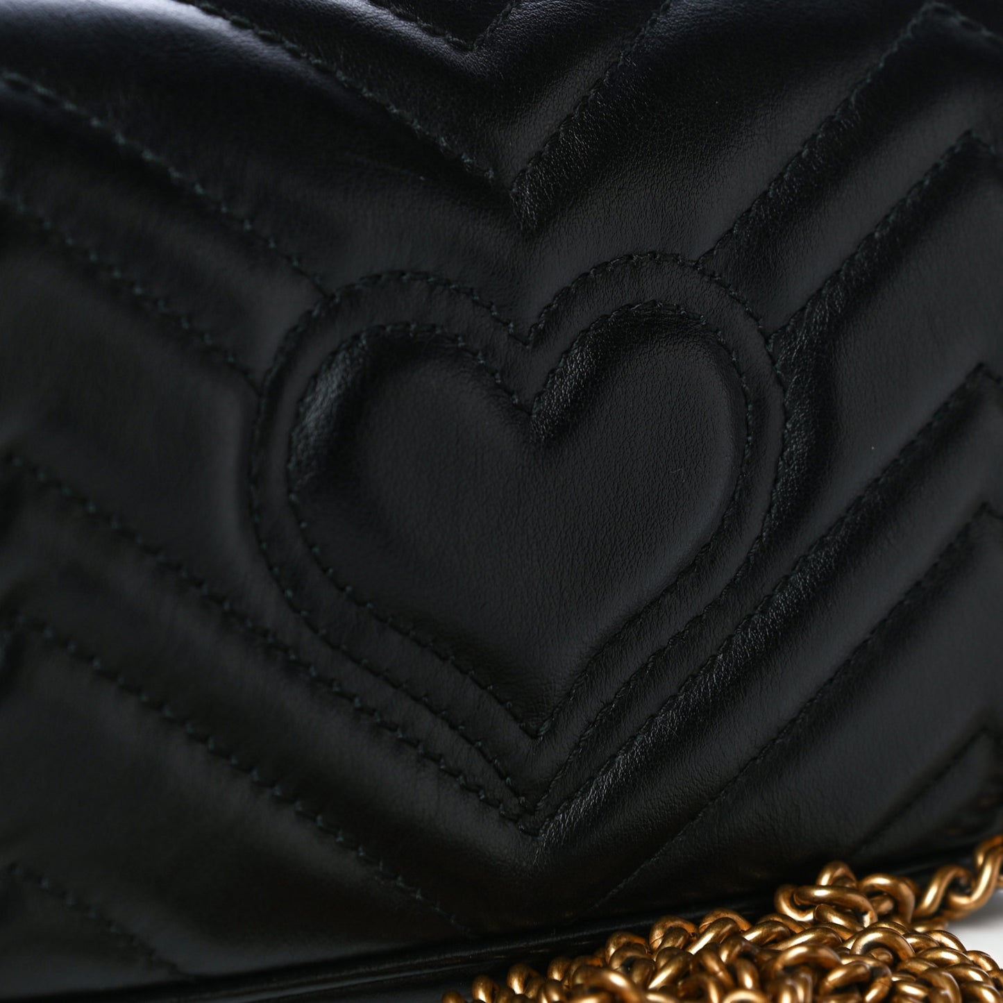 Calfskin Matelasse Super Mini GG Marmont Shoulder Bag Black