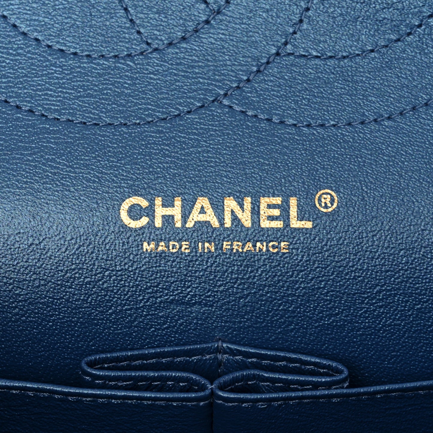 Iridescent Caviar Quilted Jumbo Double Flap Dark Blue