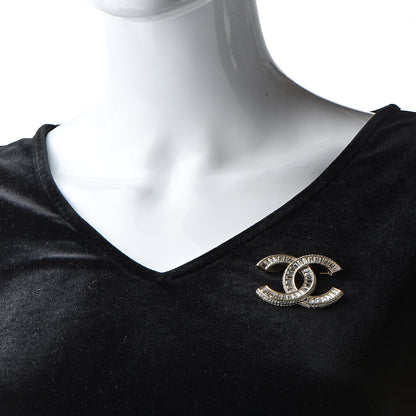 Chanel Baguette Crystal CC Brooch Gold 2 of 5