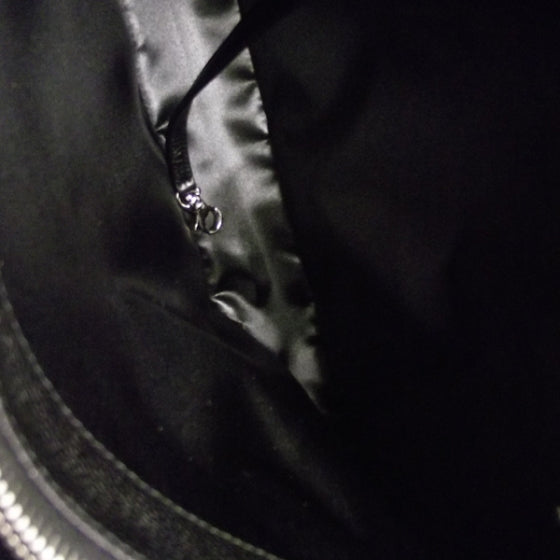Caviar Grand Shopping Tote GST Black