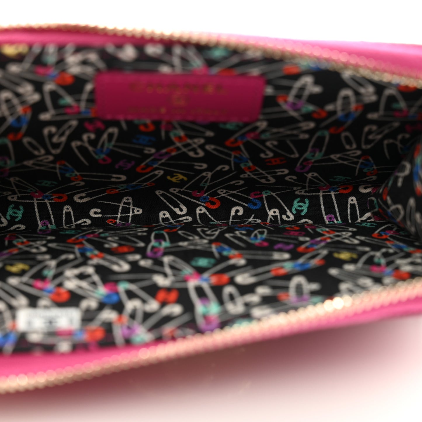 Caviar Quilted CC Zip Around Card Holder Dark Pink