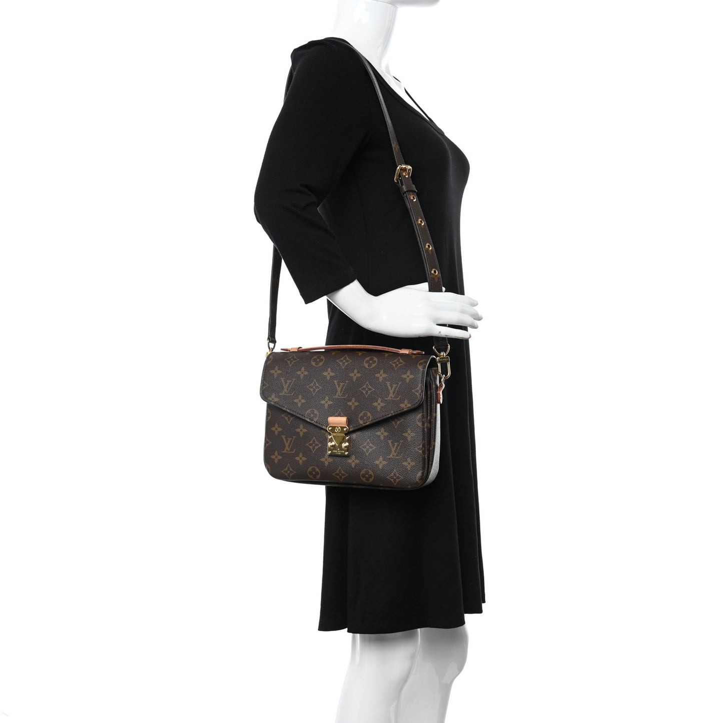 Monogram Pochette Metis