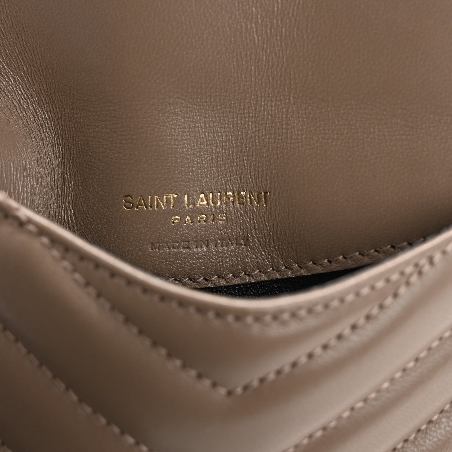 Saint Laurent Calfskin Matelasse Chevron Monogram Fragments Zippered Card Case Greyish Brown 6 of 7
