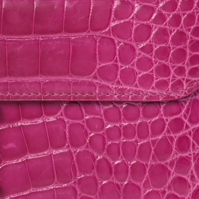 swatch of Shiny Alligator Rose Scheherazade FASHIONPHILE