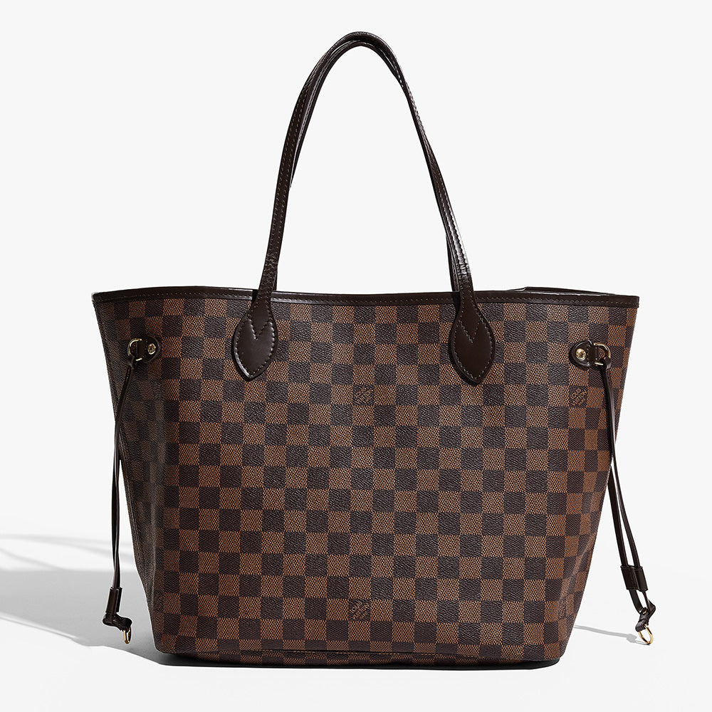 this is a front view image of a fake Louis Vuitton damier ebene neverfull mm bag by fashionphile