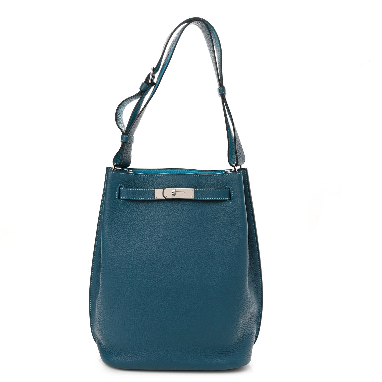 this is a studio image by FASHIONPHILE of an HERMES Togo Verso So Kelly 22 in the colors Bleu Izmir and Turquoise