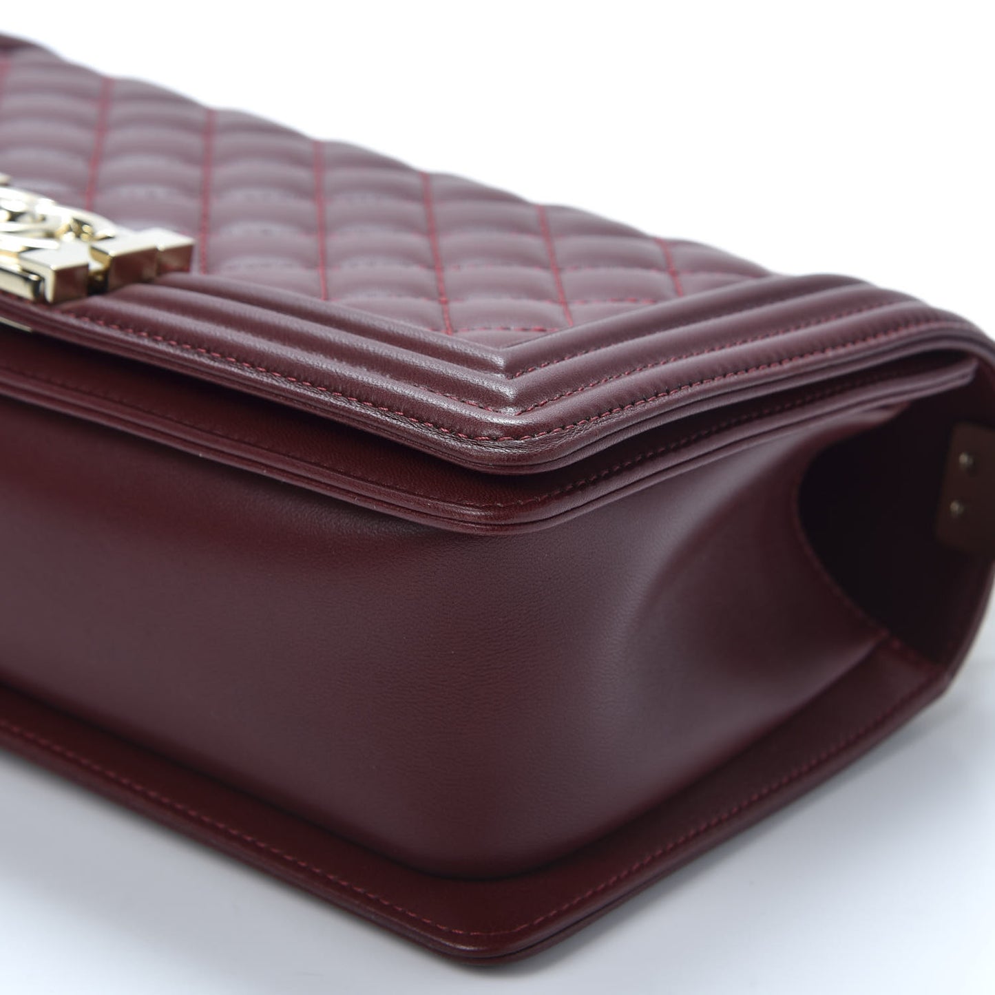 Lambskin Quilted Medium Boy Flap Burgundy