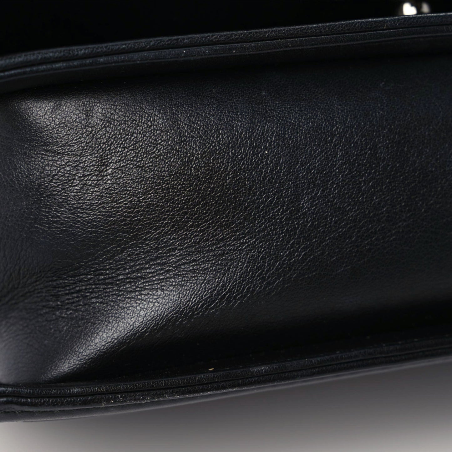 Calfskin Chain Chevron Small Boy Flap Black
