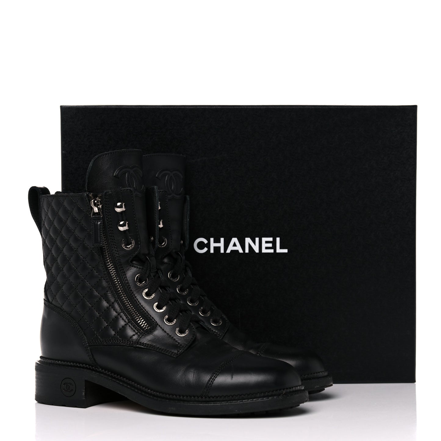 Calfskin Quilted Lace Up Combat Boots 40 Black