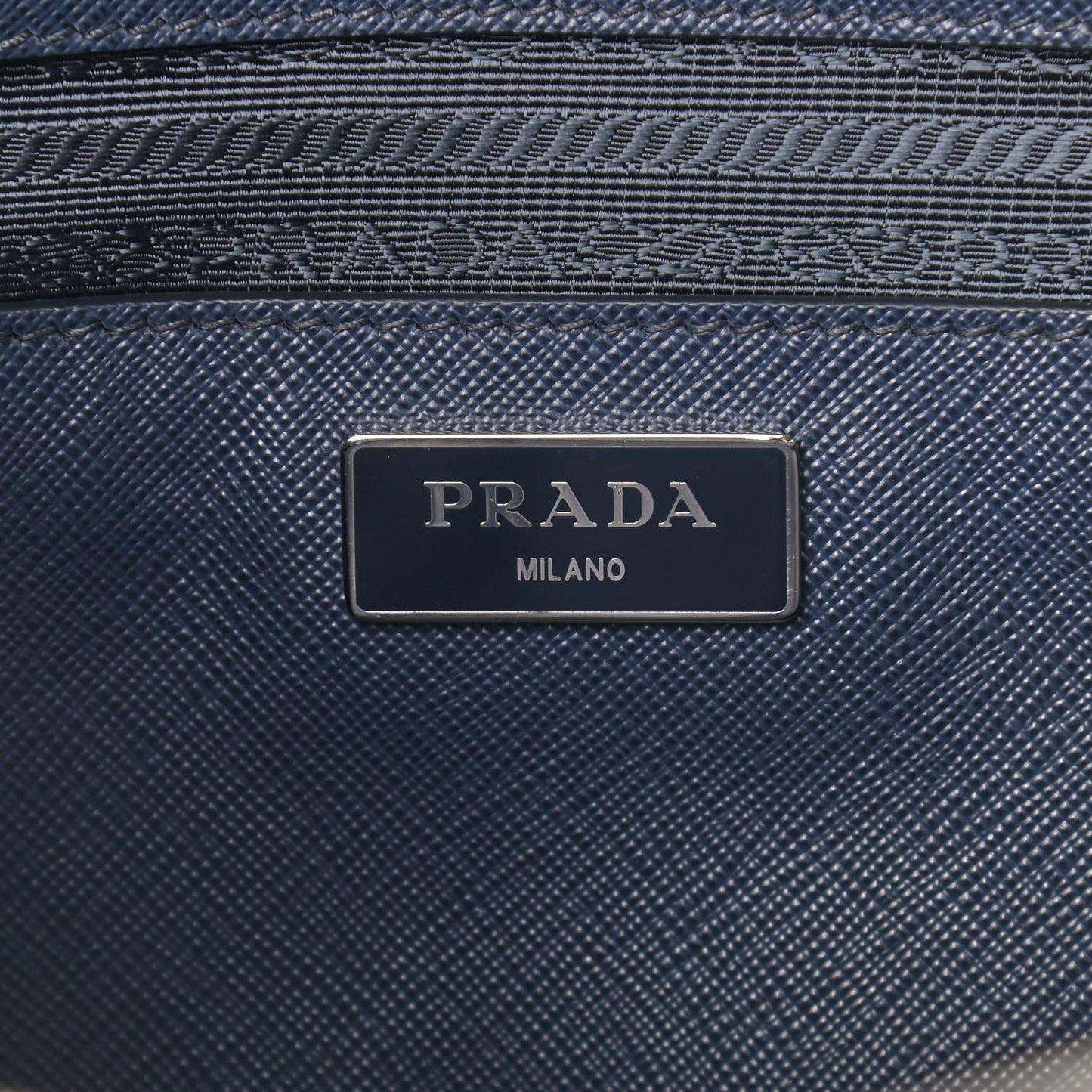 Saffiano Medium Galleria Double Zip Tote Baltico