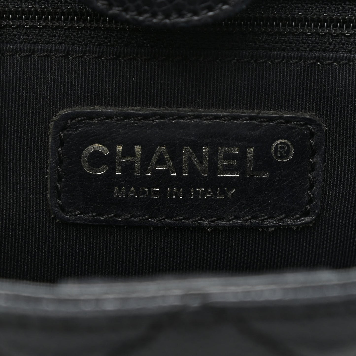 Caviar Quilted Petit Shopping Tote PST Black