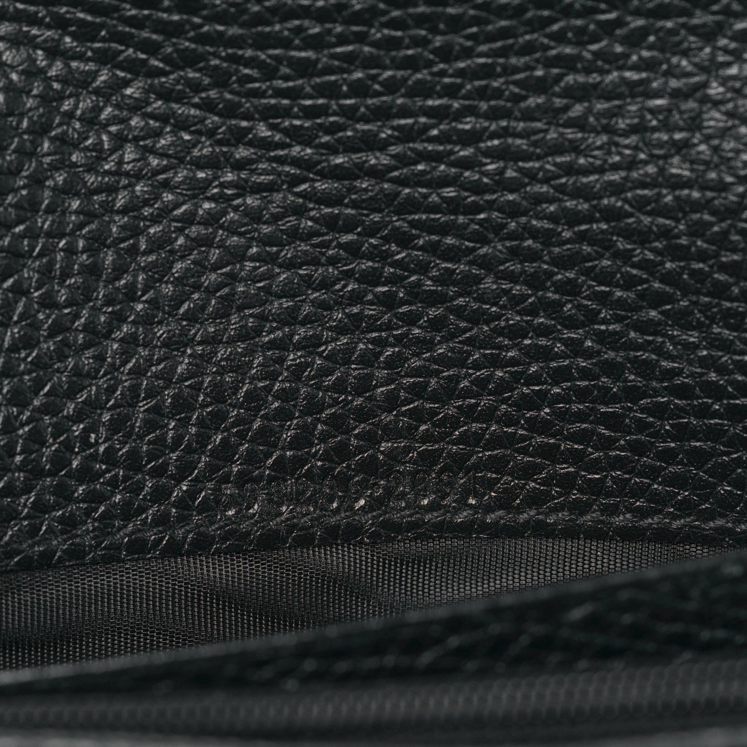 Gucci Pebbled Calfskin Large Soho Continental Wallet Black 7 of 10