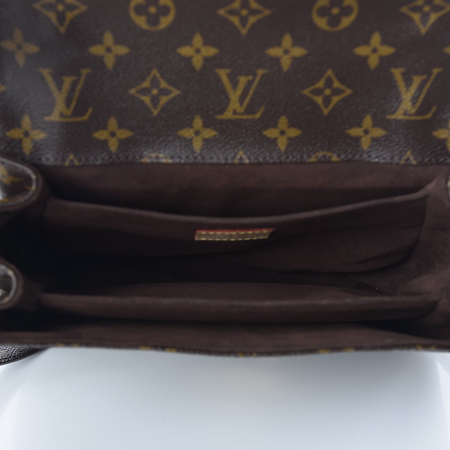 Louis Vuitton Monogram Pochette Metis 7 of 10