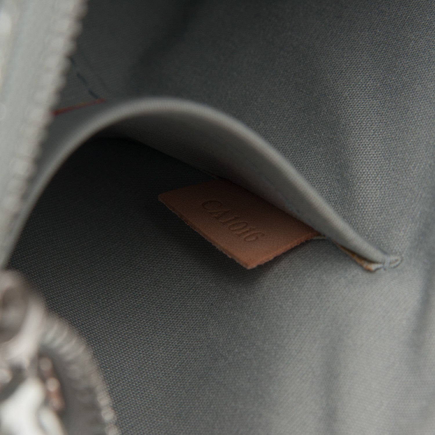 Louis Vuitton Monogram Miroir Inventeur Pochette Plat Silver 7 of 8